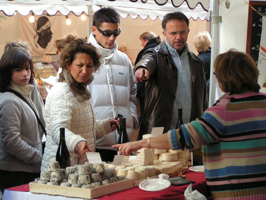 Paris street food market