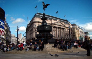 piccadilly circus london