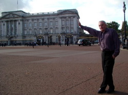 Dave at Buckingham Palace, London